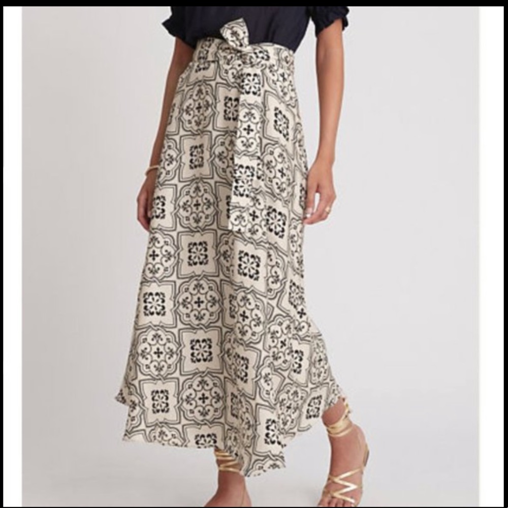 Ann Taylor Tiled Tie Waist Maxi Skirt with belt